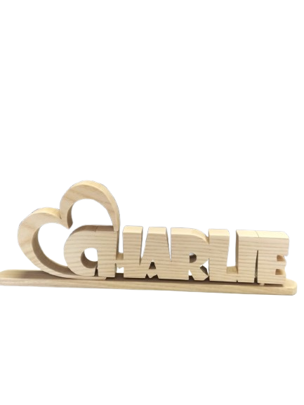 Objet en bois: Prénom en bois (Charlie)